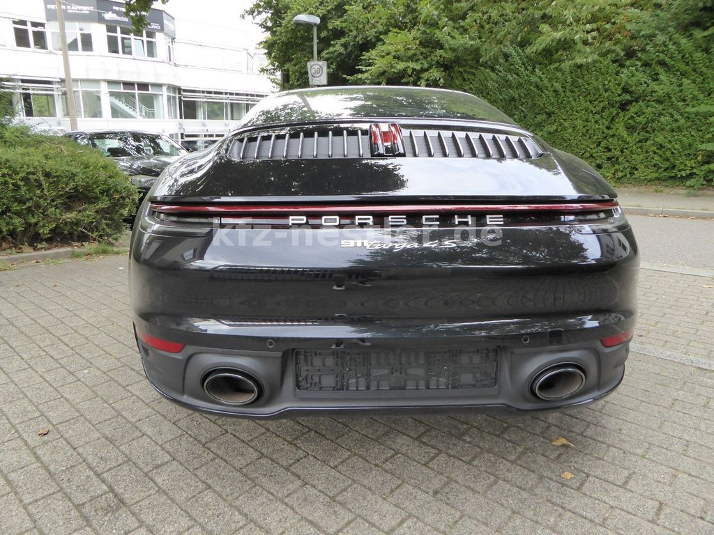 Porsche 992 2021