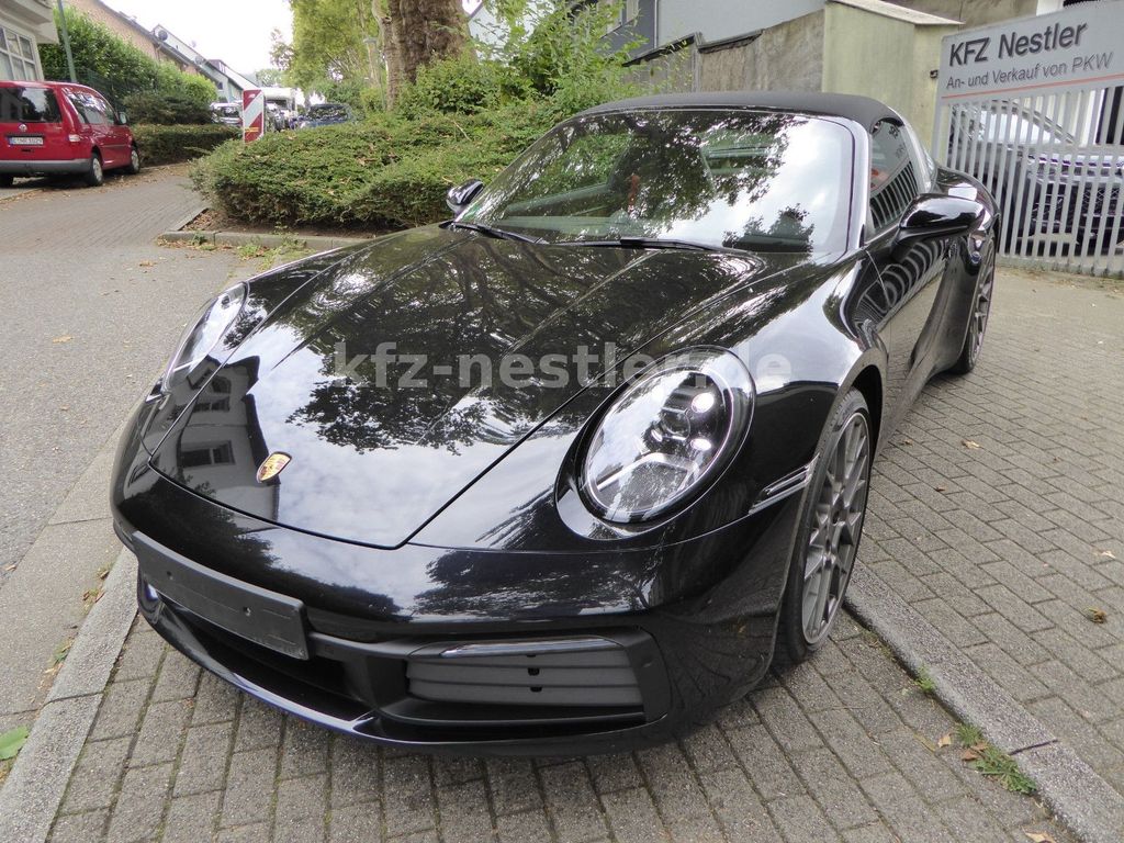 Porsche 992 2021