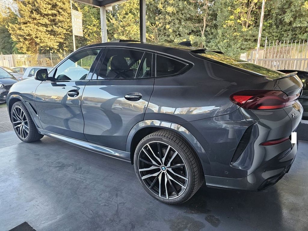 BMW X6 2022
