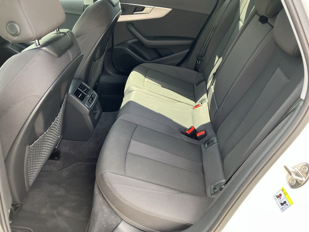 Audi A4 Allroad 2023