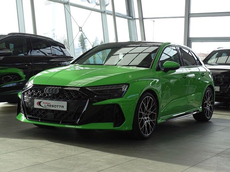 Audi RS3 2025