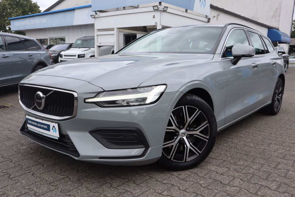 Volvo V60 2023