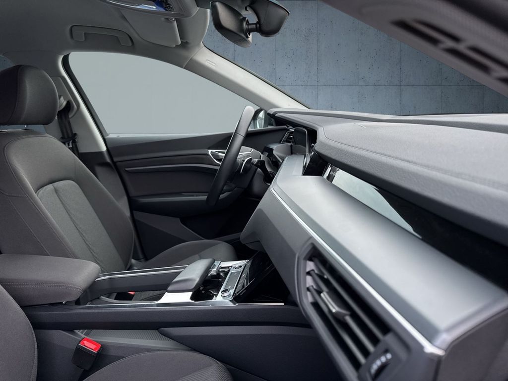 Audi e-tron 2022