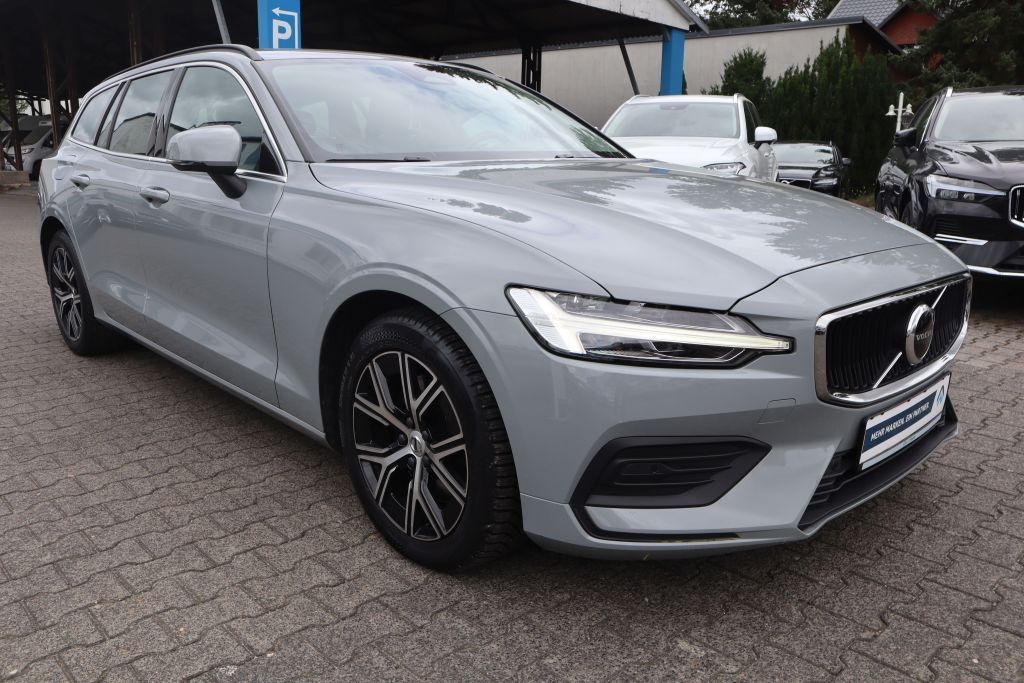 Volvo V60 2023