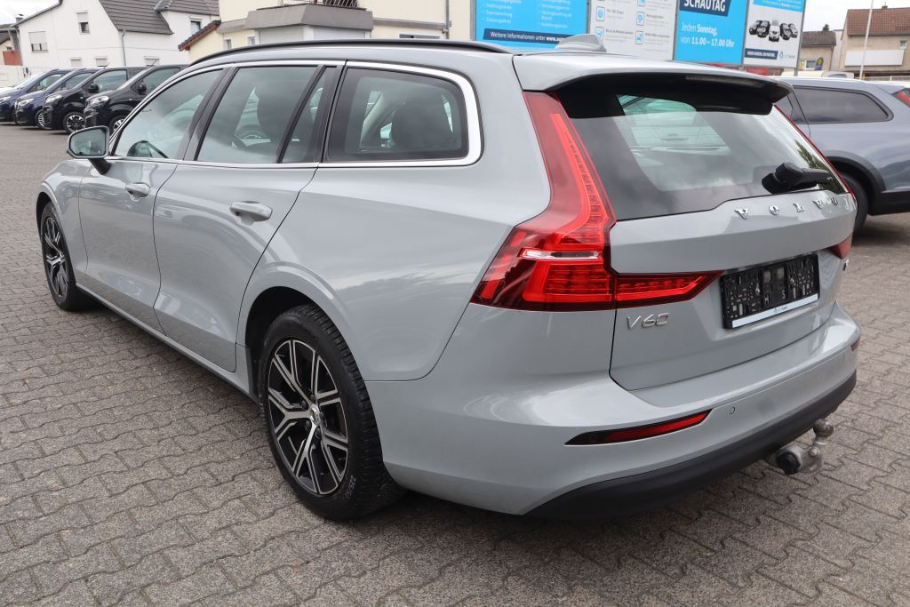Volvo V60 2023
