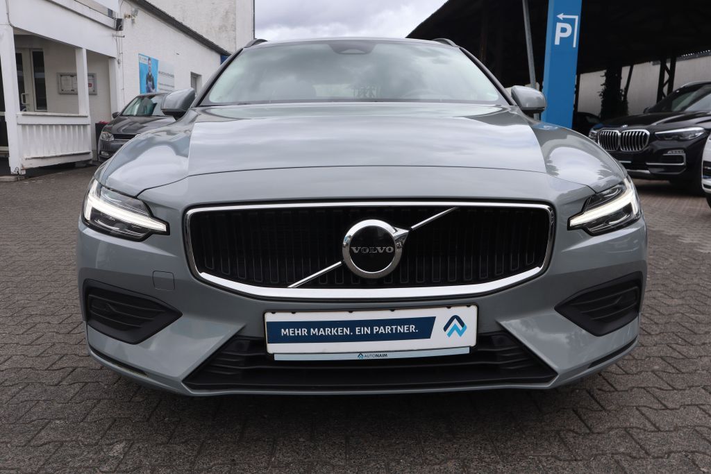 Volvo V60 2023