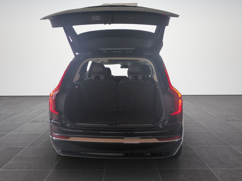 Volvo XC90 2025