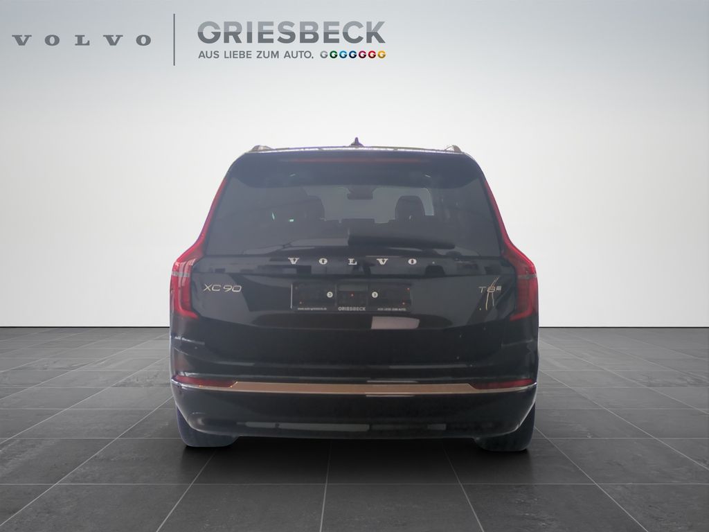 Volvo XC90 2025