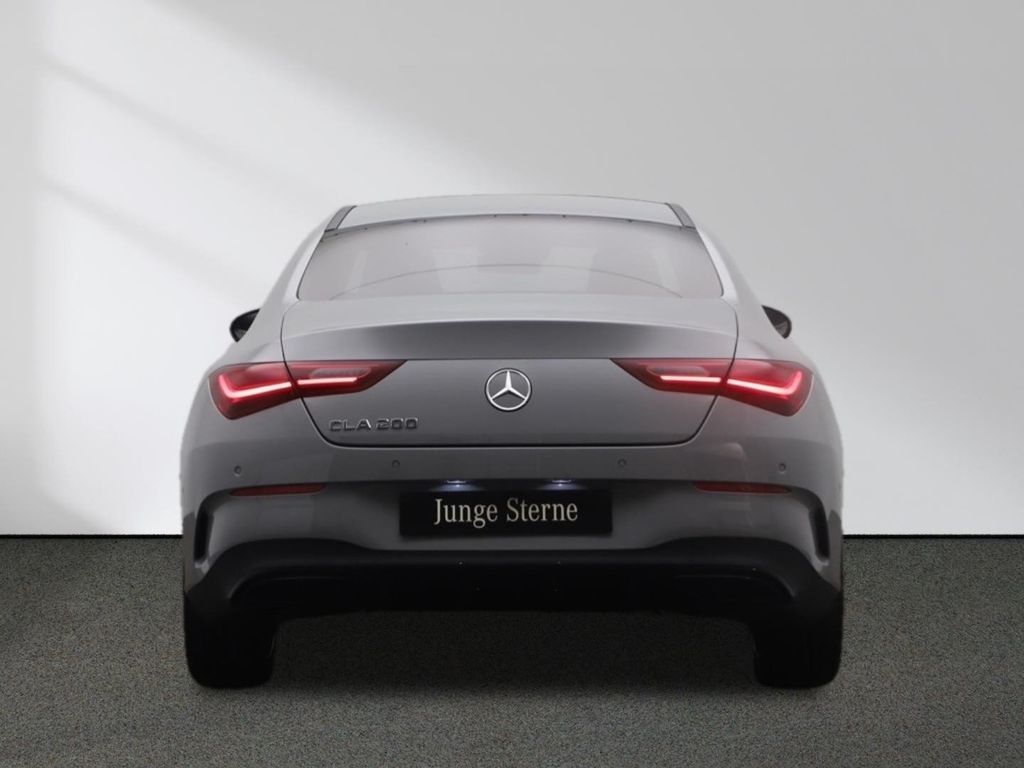 Mercedes-Benz CLA 200 2025