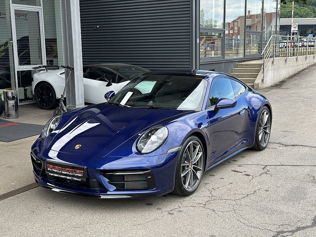 Porsche 911 2024