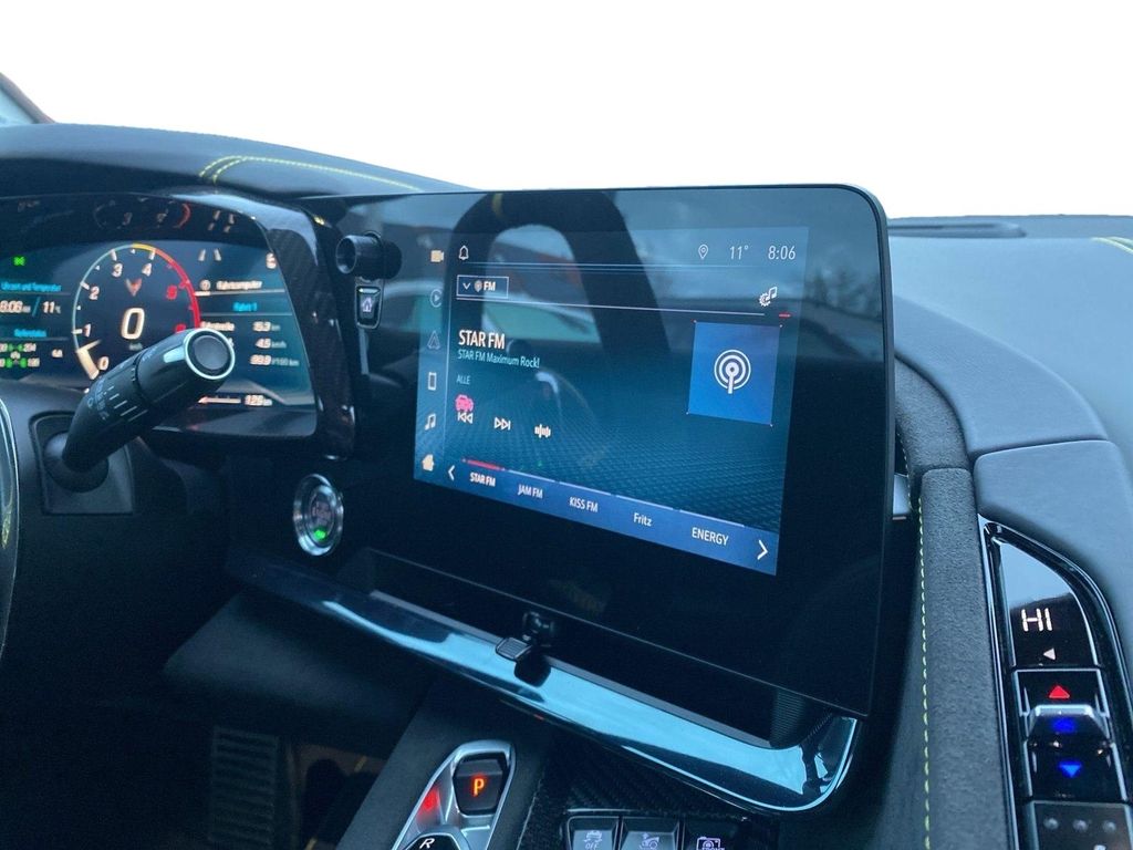 Corvette C8 2025