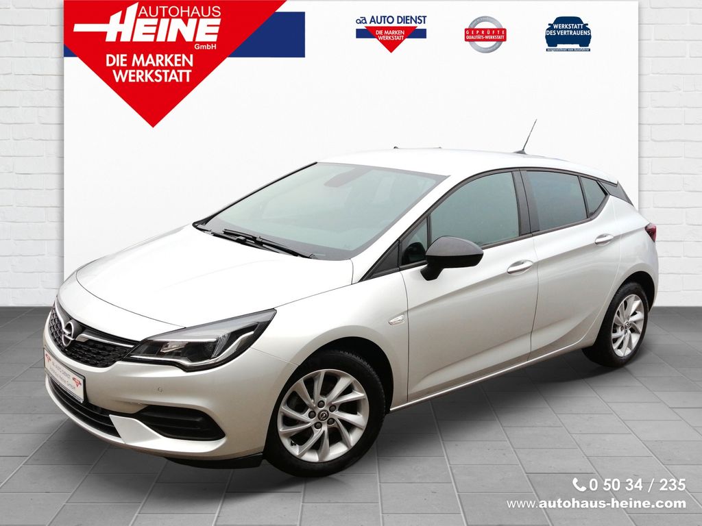 Opel Astra 2021