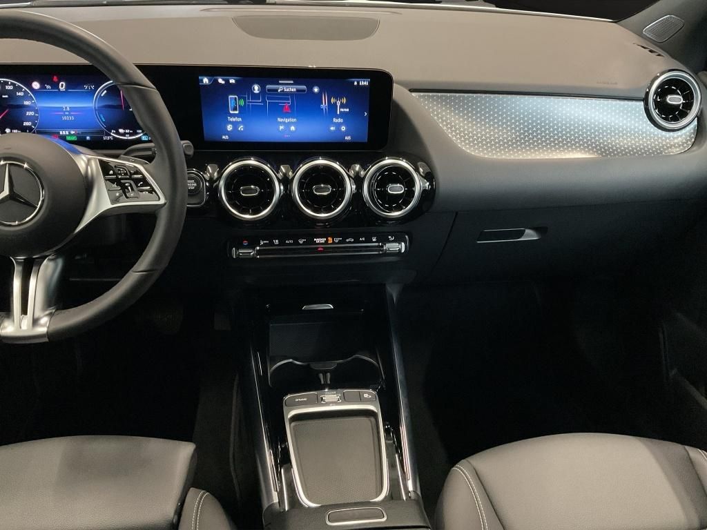 Mercedes-Benz B 250 2024