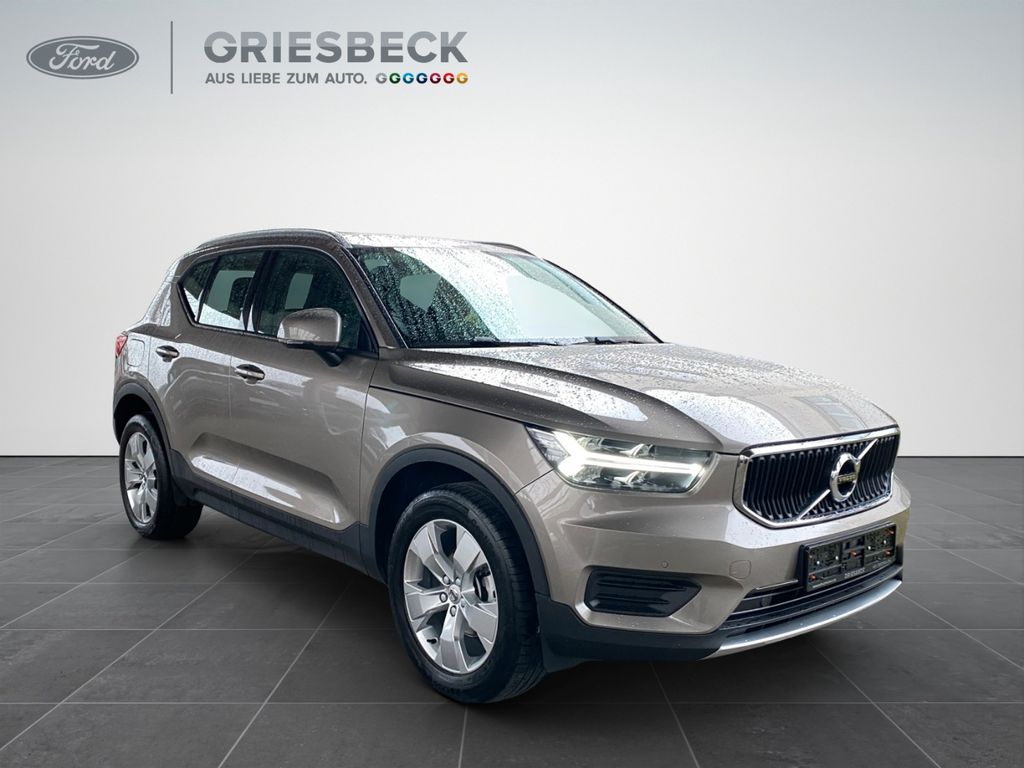 Volvo XC40 2022