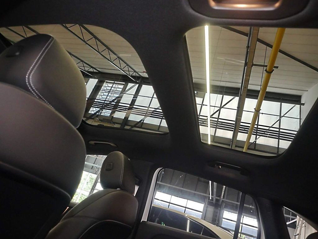 Mercedes-Benz GLA 180 2025