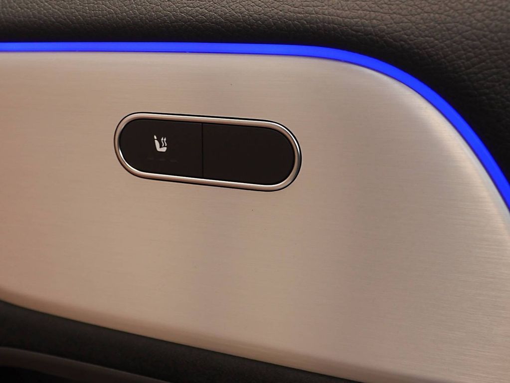 Mercedes-Benz GLA 180 2025