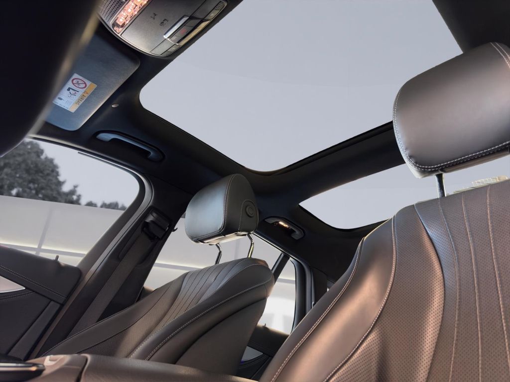 Mercedes-Benz E 300 2023