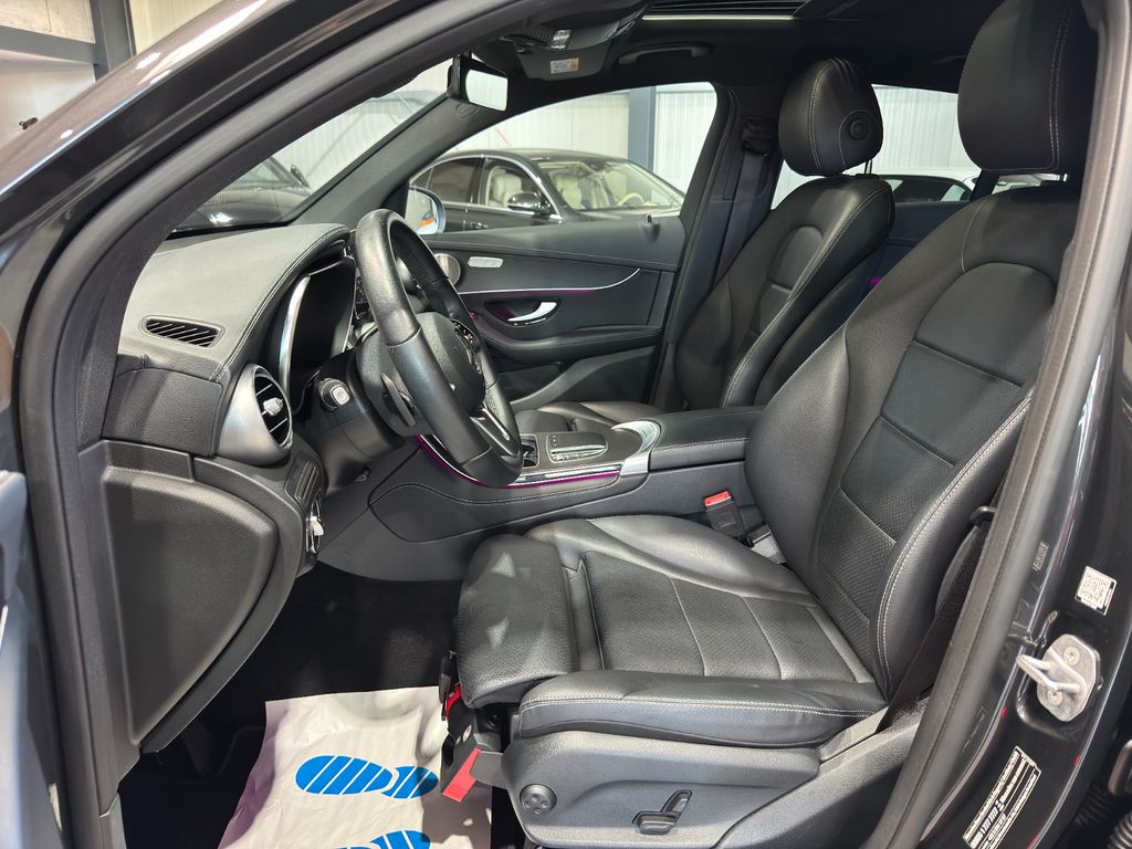 Mercedes-Benz GLC 300 2021