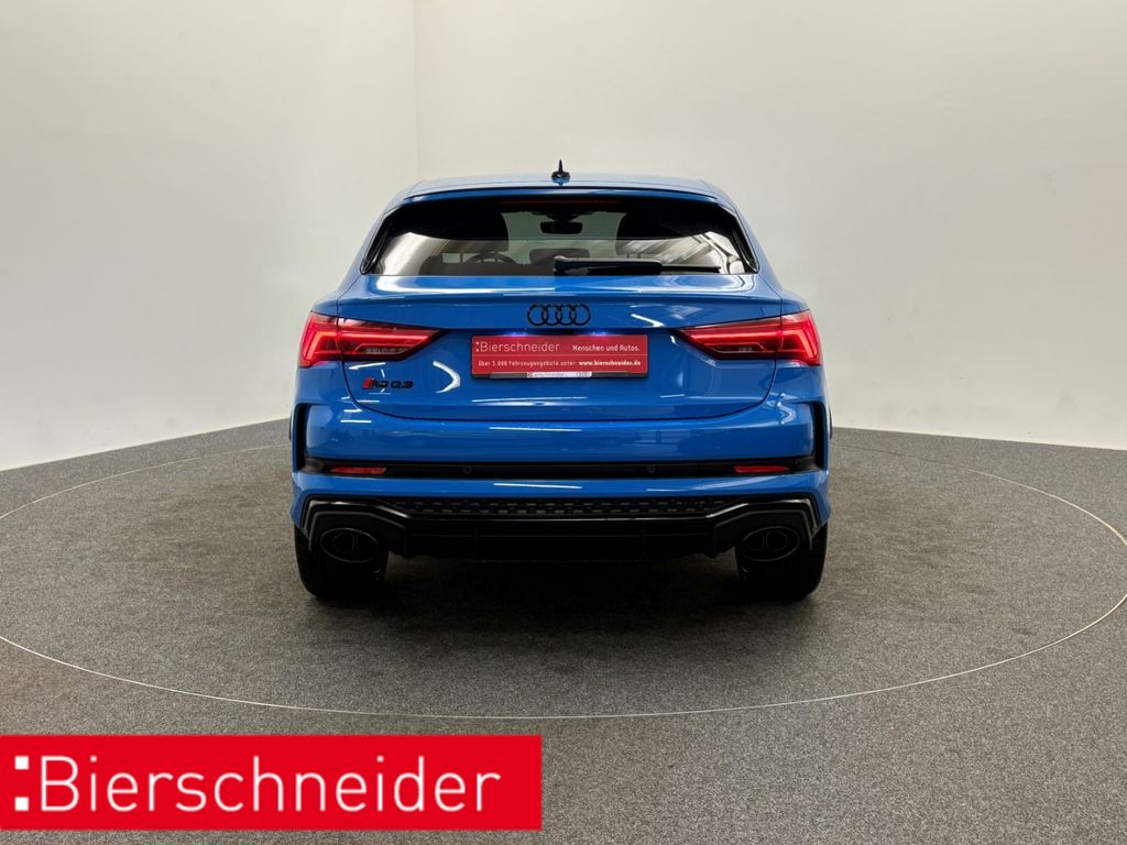 Audi RSQ3 2023