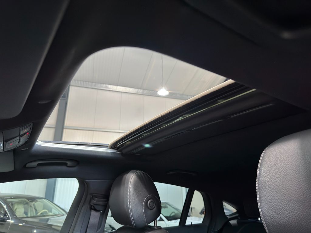 Mercedes-Benz GLC 300 2021