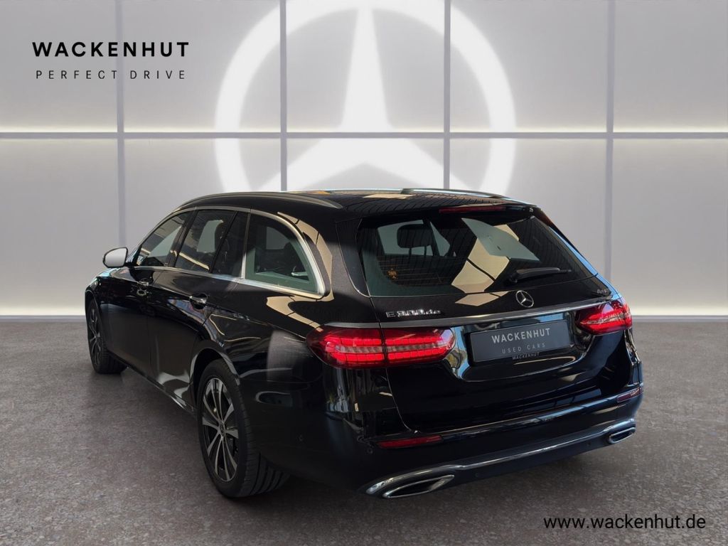 Mercedes-Benz E 300 2023