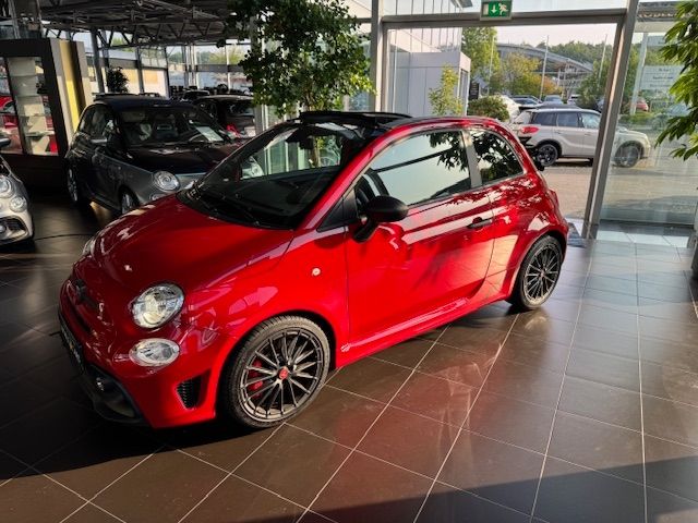 Abarth 695C 2023