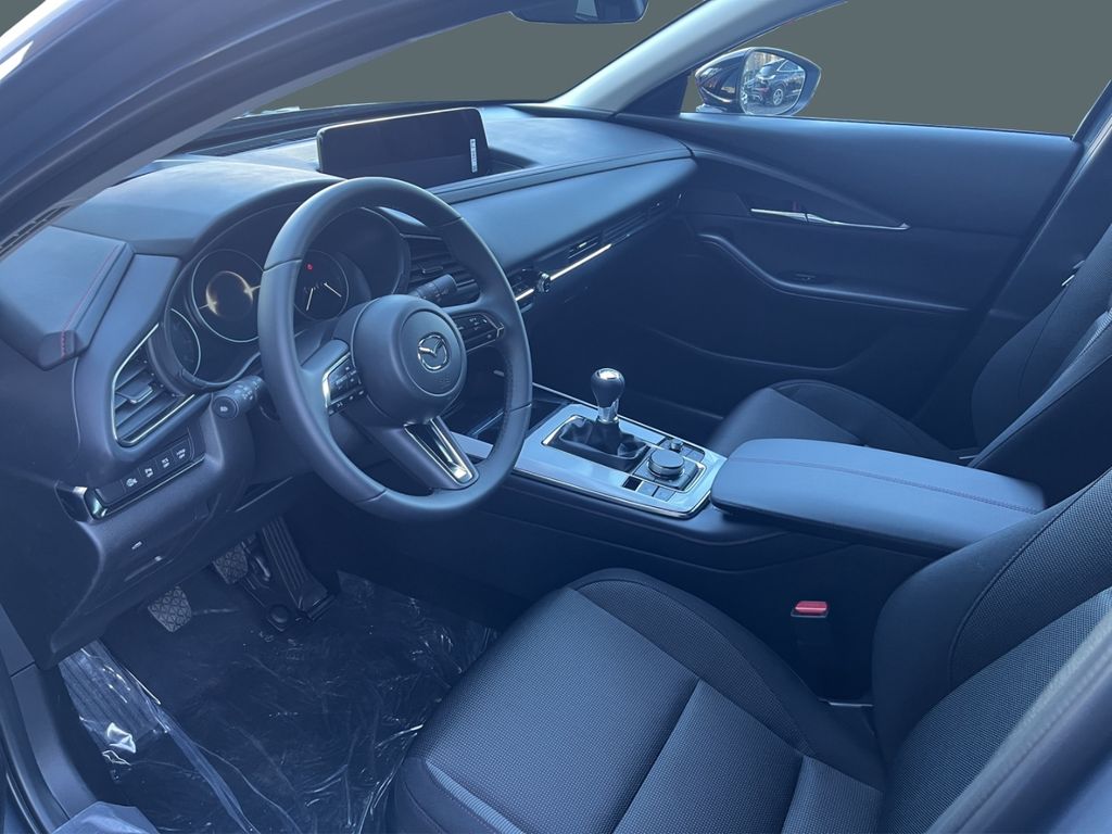 Mazda CX-30 2025