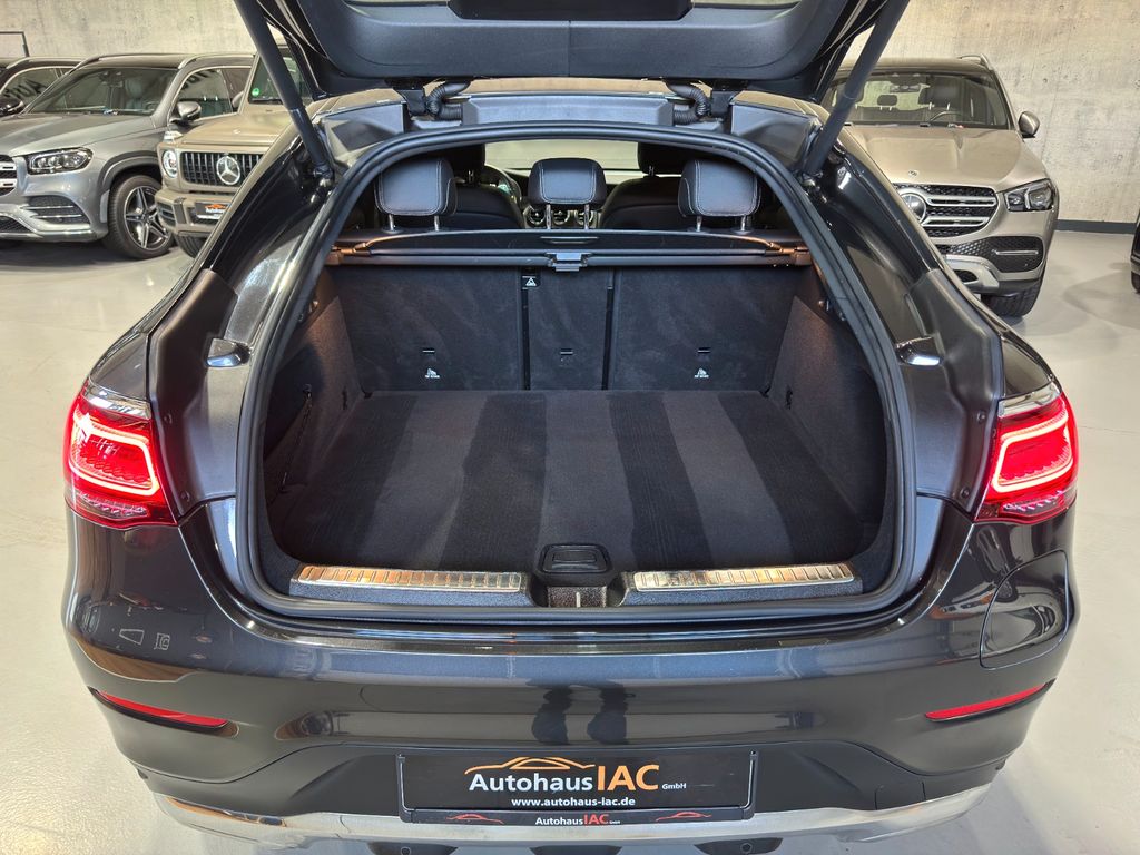 Mercedes-Benz GLC 300 2021