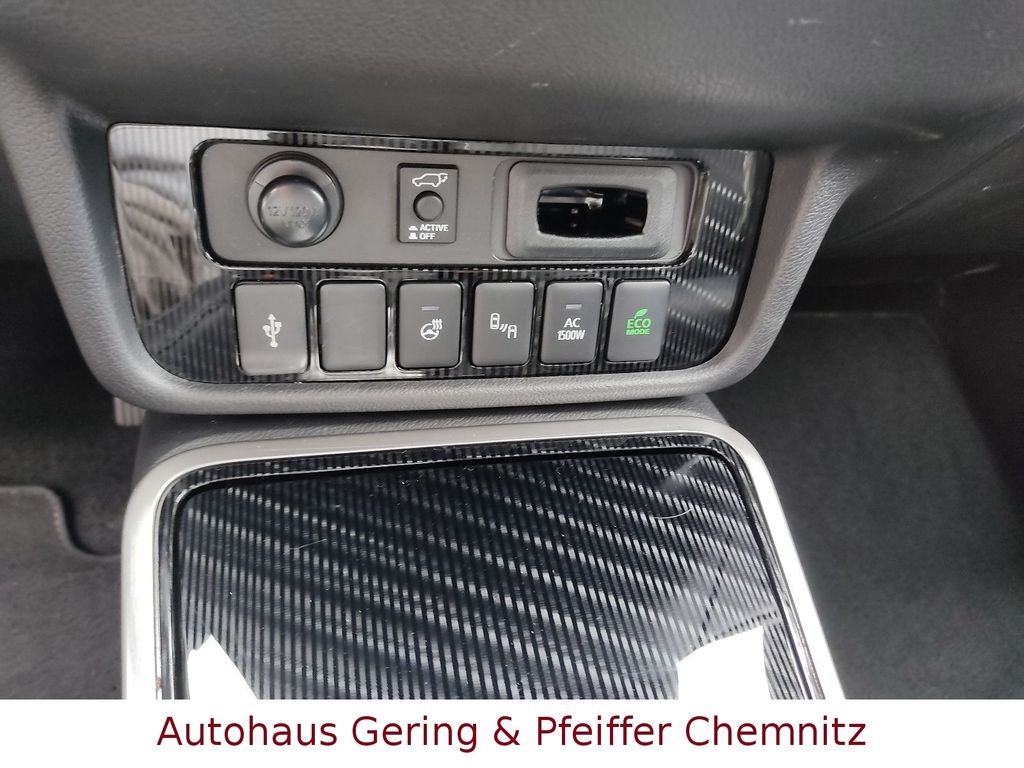 Mitsubishi Plug-in Hybrid Outlander 2021