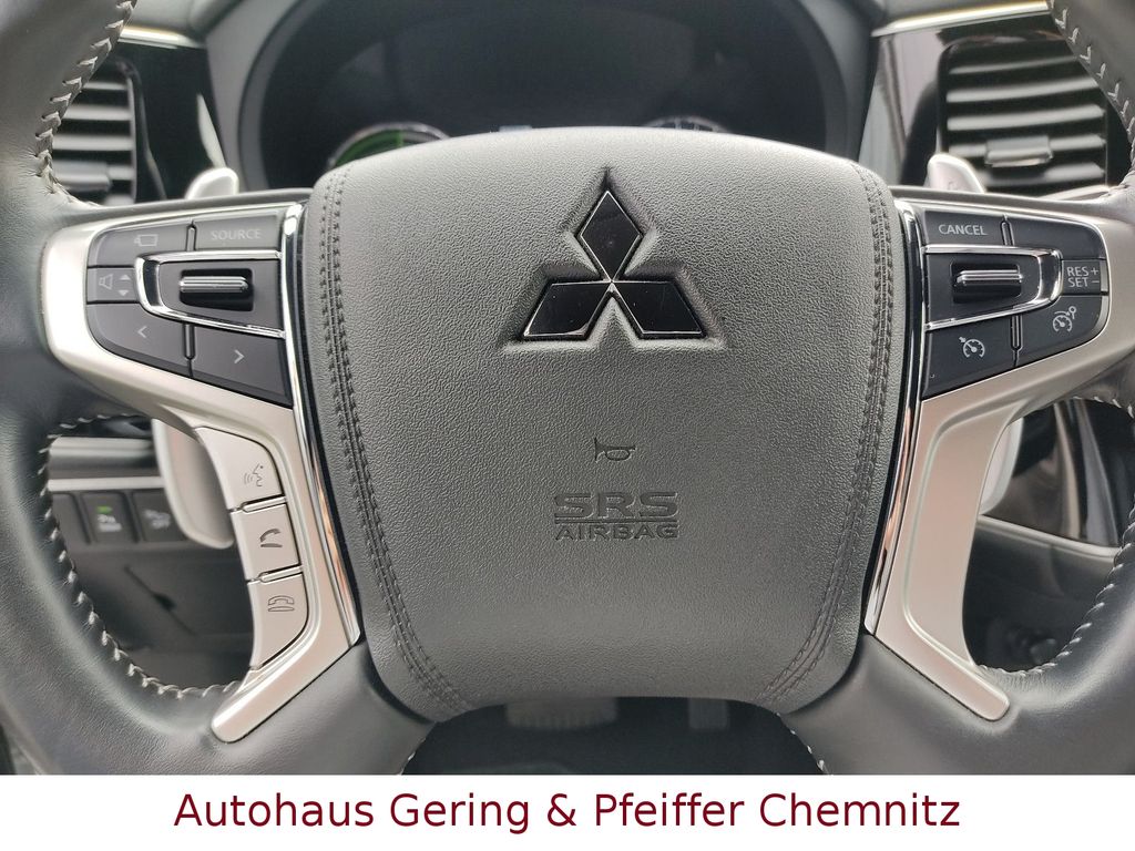 Mitsubishi Plug-in Hybrid Outlander 2021