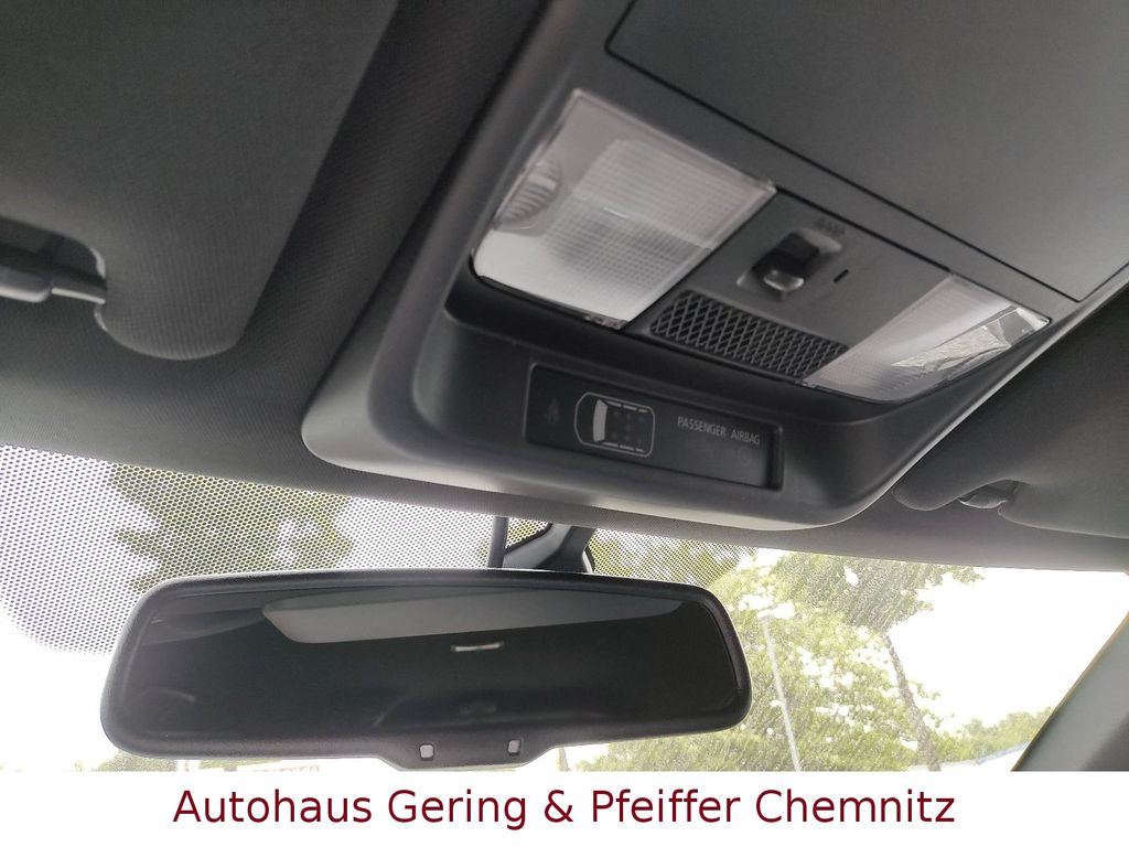 Mitsubishi Plug-in Hybrid Outlander 2021