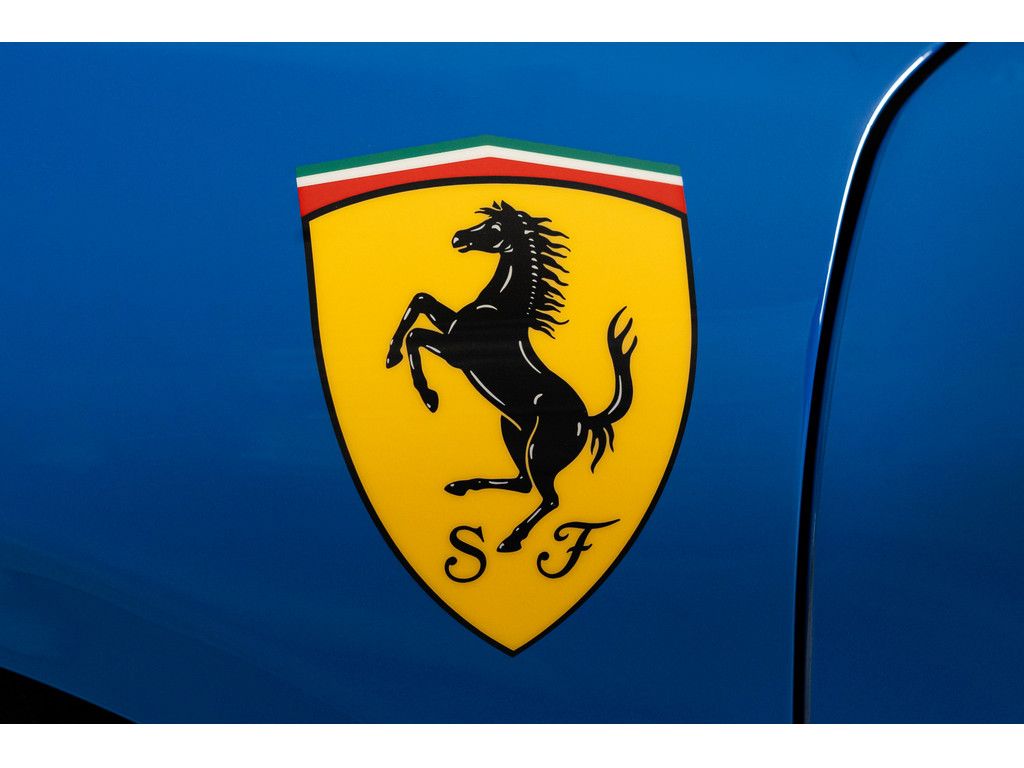 Ferrari 296 GTB 2025