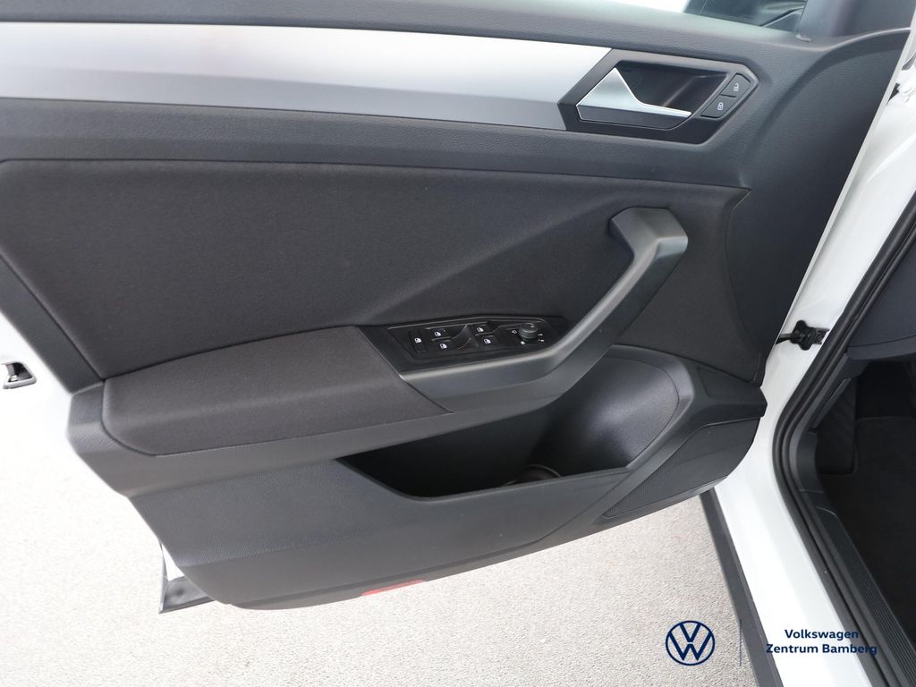 Volkswagen T-Roc 2024