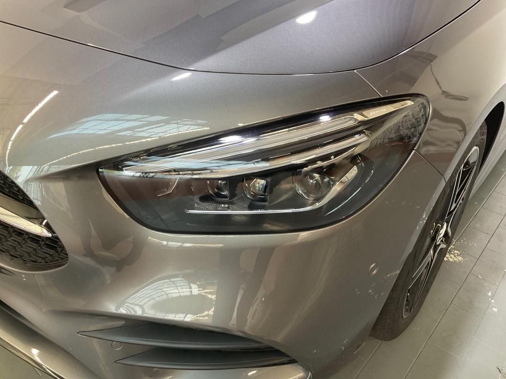 Mercedes-Benz B 200 2022