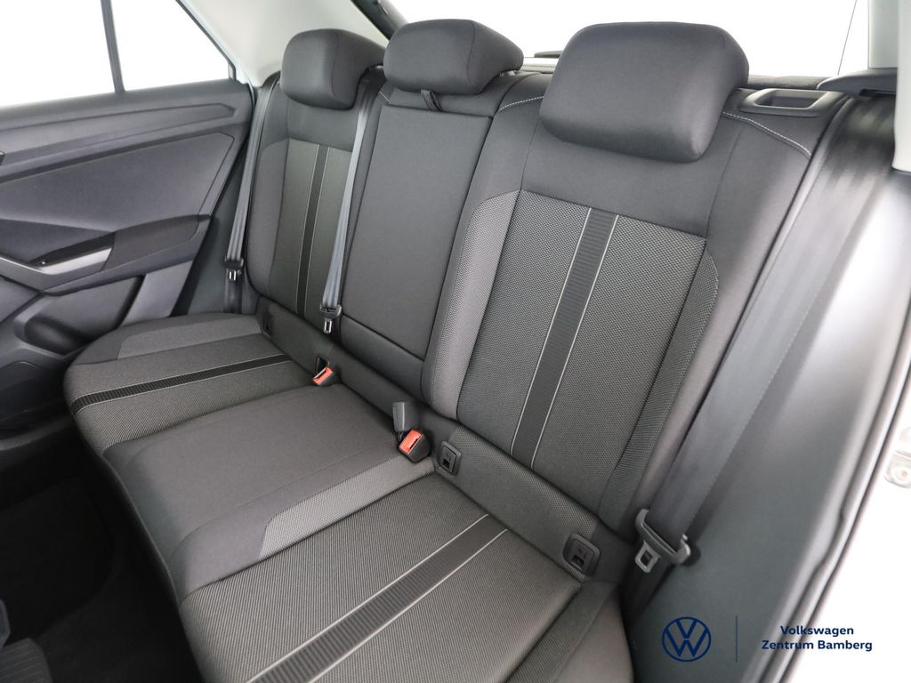 Volkswagen T-Roc 2024