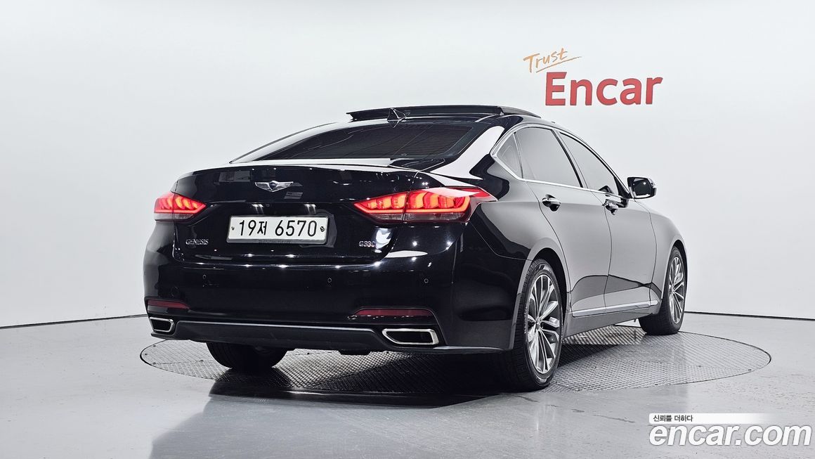 Hyundai Genesis 2014