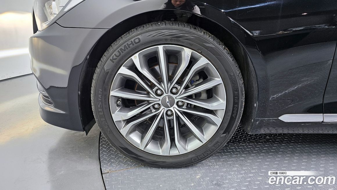 Hyundai Genesis 2014