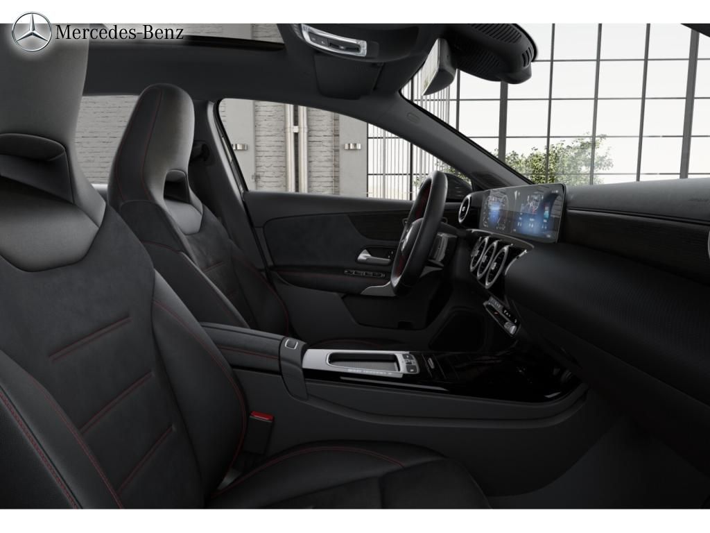 Mercedes-Benz A 200 2025