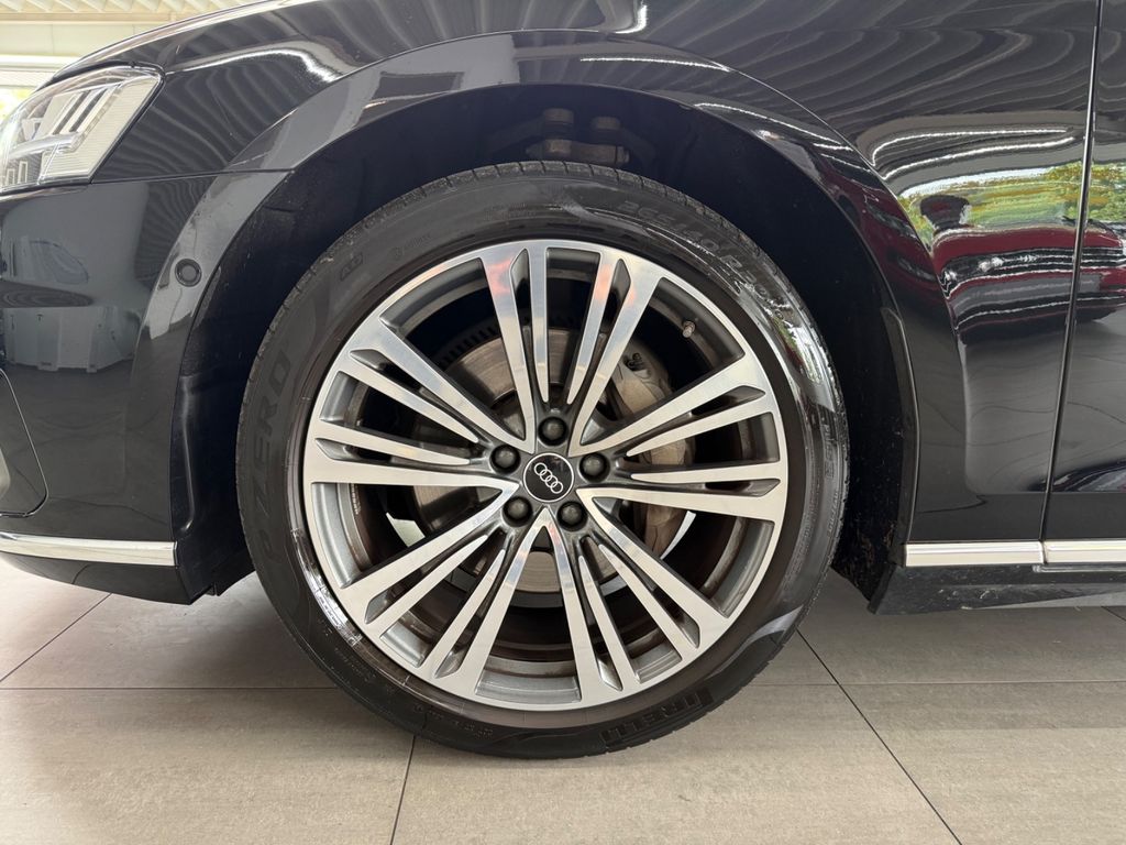 Audi A8 2022