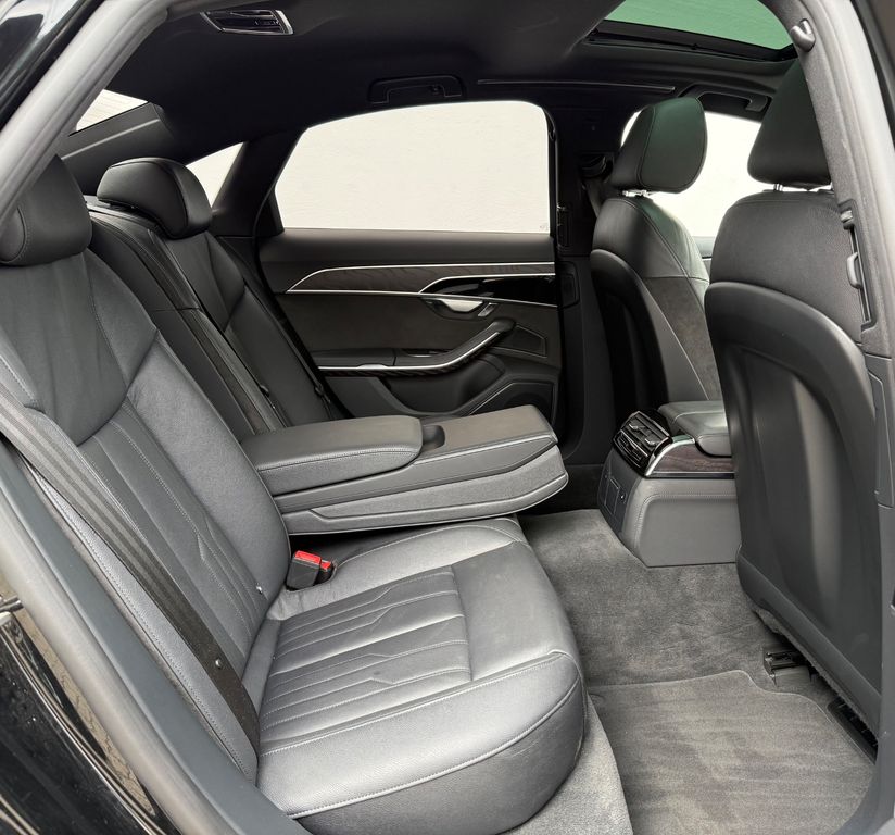 Audi A8 2022