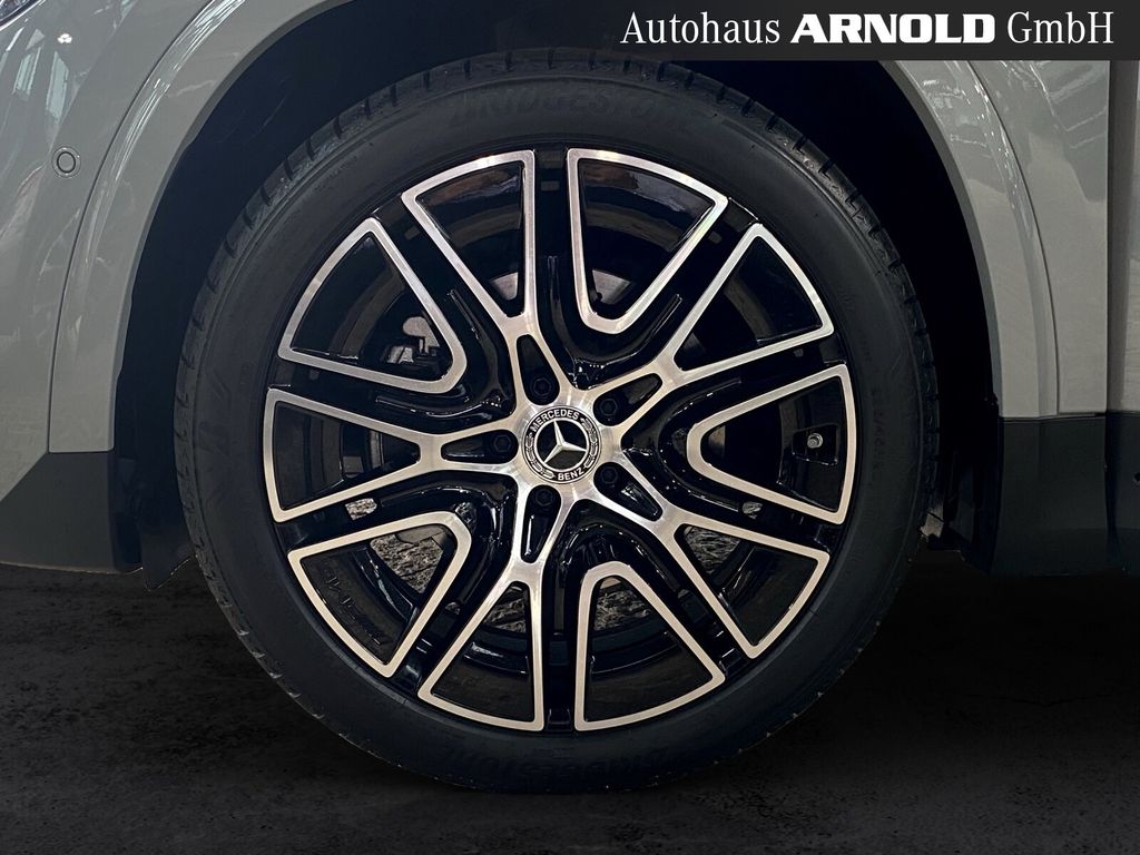 Mercedes-Benz GLA 180 2025