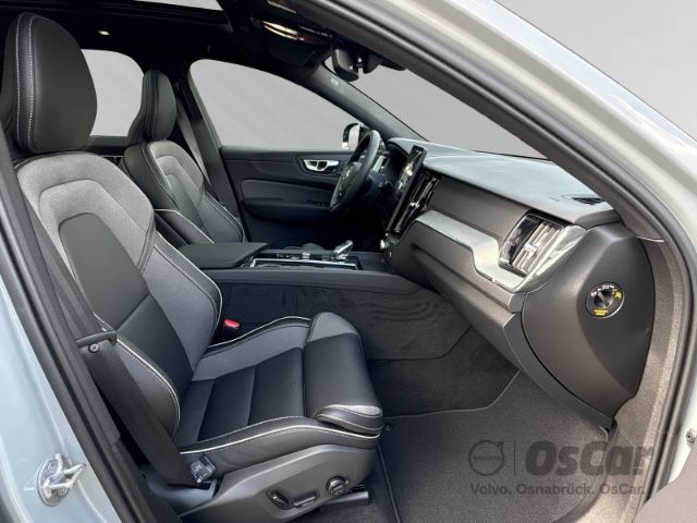 Volvo XC60 2025