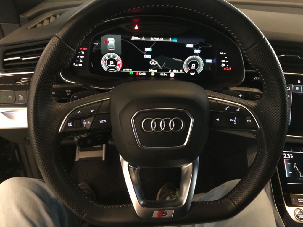 Audi Q8 2020