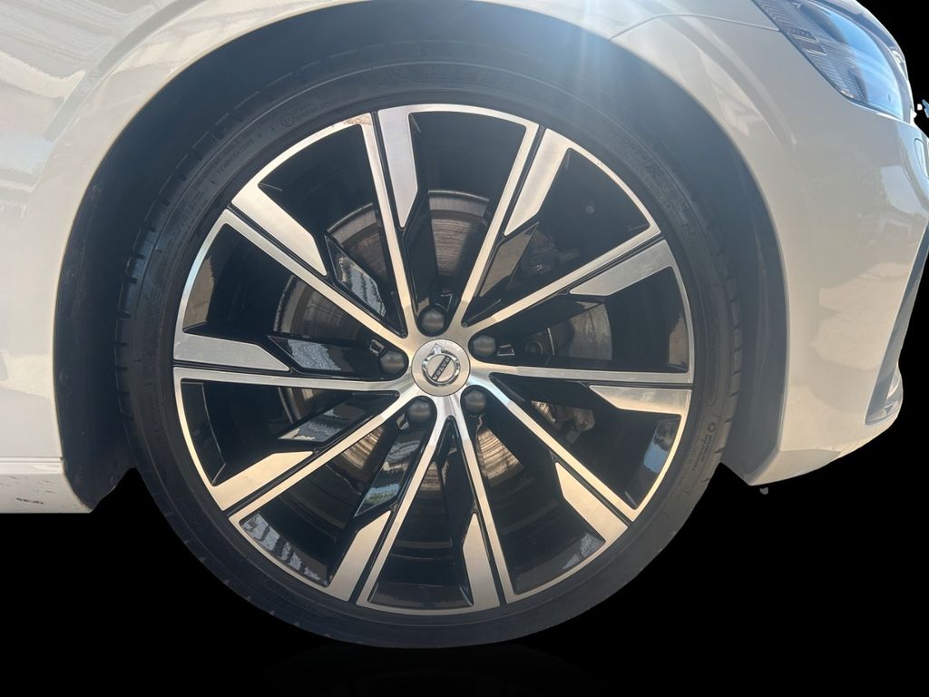 Volvo S60 2023