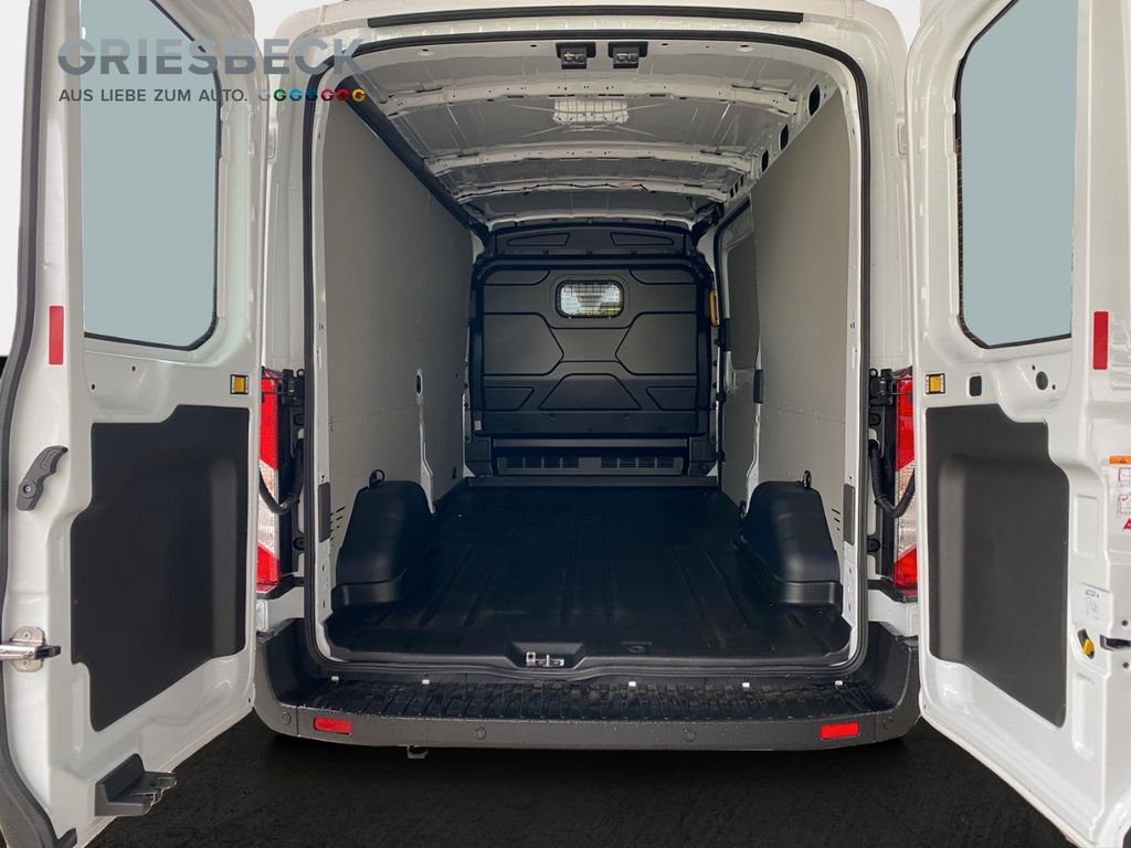 Ford Transit 2025