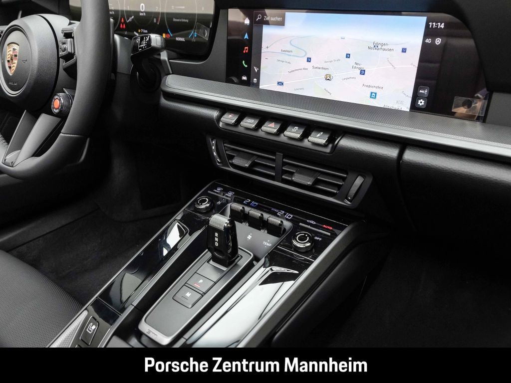 Porsche 992 2025