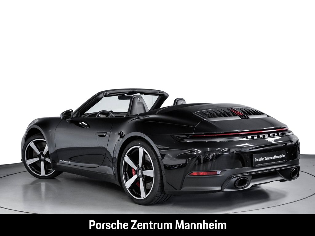 Porsche 992 2025
