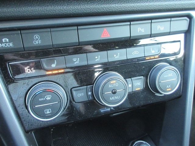 Volkswagen T-Roc 2021