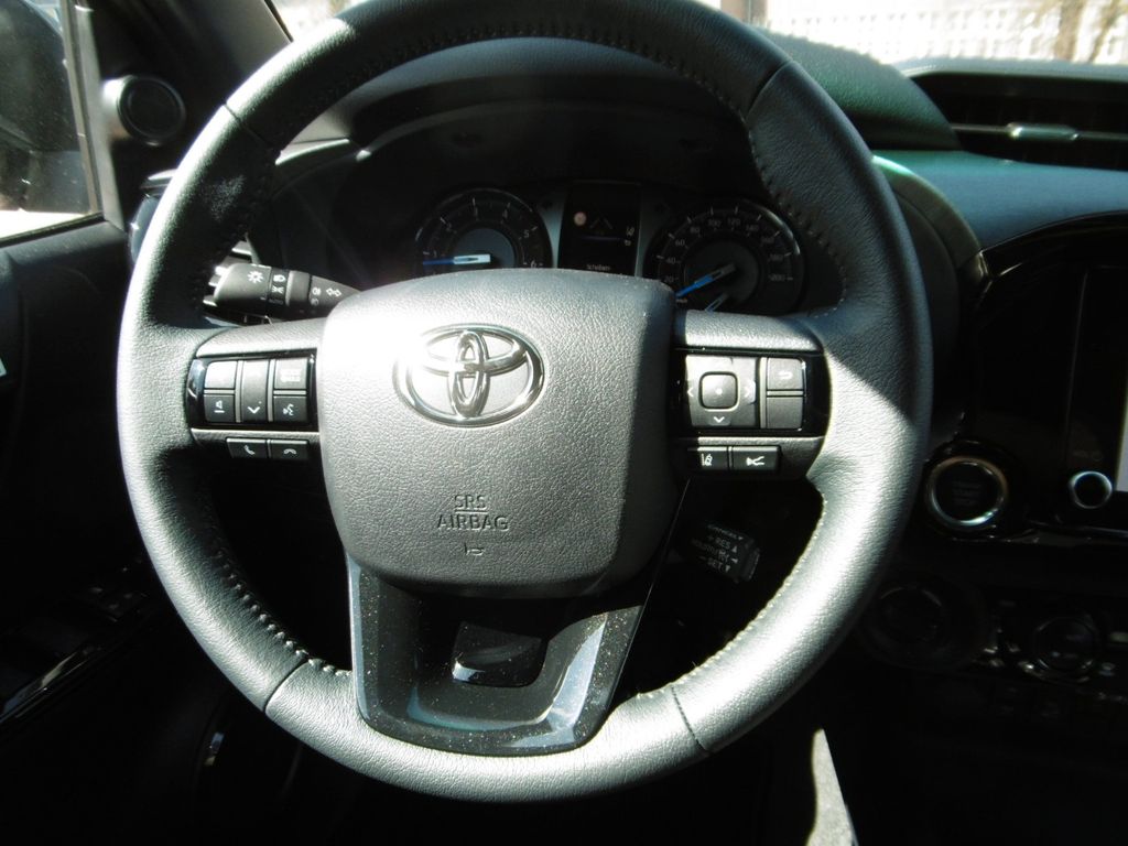 Toyota Hilux 2025