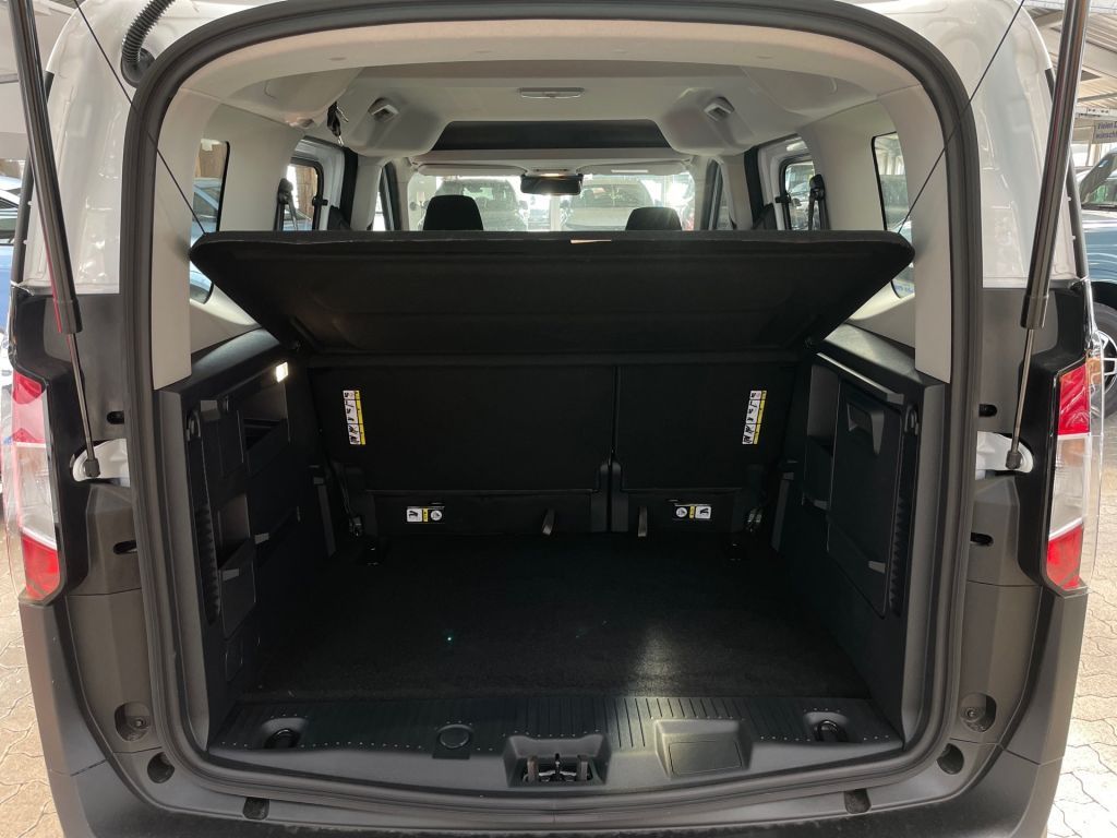 Ford Tourneo Courier 2024